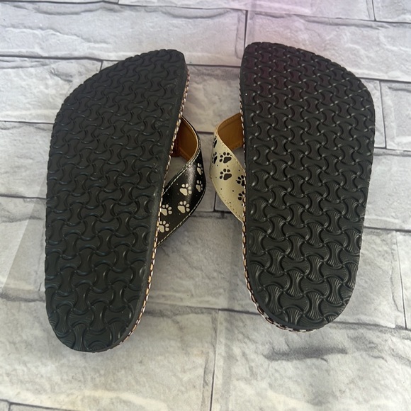 NWOT Calceo kitty thong flip flops sandals size 9.5 - Picture 8 of 9